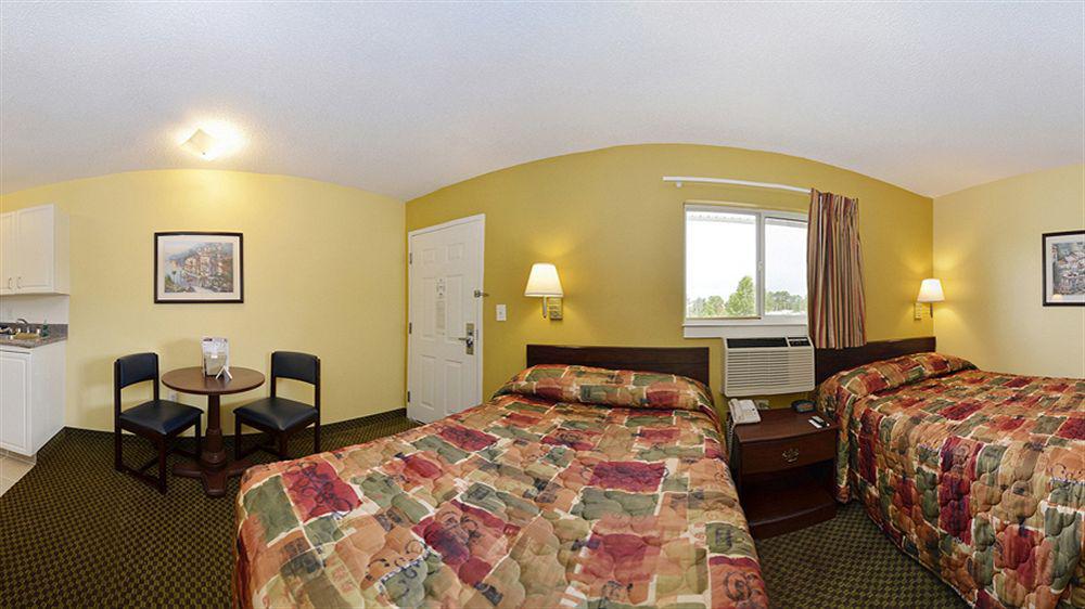 Suburban Studios Charlotte-Ballantyne Bagian luar foto