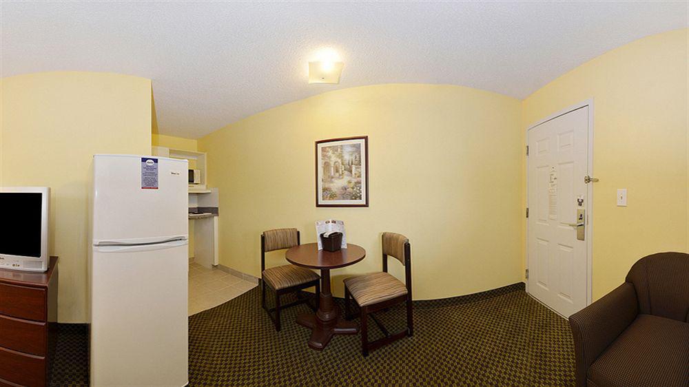 Suburban Studios Charlotte-Ballantyne Bagian luar foto
